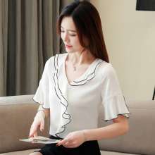 2019 new white half-sleeve round neck chiffon shirt Summer is very temperament ruffled shirt shirt (top coat 31)