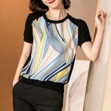 2019 summer new temperament casual fashion abstract print stitching black short-sleeved T-shirt women's shirt (top coat 48)
