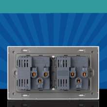 Two English 13A square foot Hong Kong socket with dual USB panel 146 type British square hole British standard British standard socket