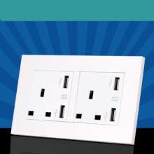 Two English 13A square foot Hong Kong socket with dual USB panel 146 type British square hole British standard British standard socket