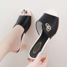 2019 summer new slippers women's shoes PU waterproof platform metal decorative rhinestone thick with heel (shoes 54)