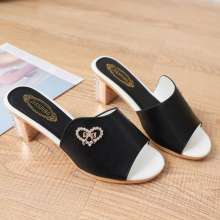 2019 summer new slippers women's shoes PU waterproof platform metal decorative rhinestone thick with heel (shoes 54)