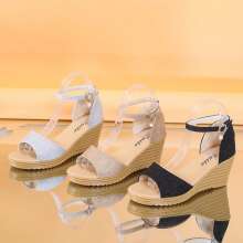 2019 summer new thick-soled sandals Korean version of the wild women's shoes European station slope with a buckle high heels women's shoes (shoes 63)