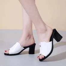 High-heeled sandals and slippers ladies summer 2019 new wear fashion thick with the wild Korean women's shoes (shoes 75)