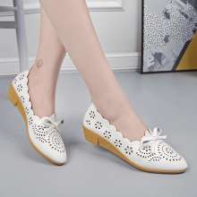 Hole shoes 2019 summer new ladies wedges single shoes soft bottom mother shoes comfortable wild one pedal lazy peas work shoes (shoes 78)