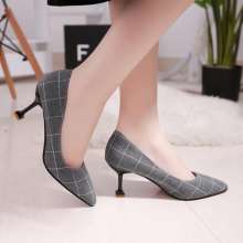 2018 new plaid single shoes stiletto shallow mouth high heels Korean fashion comfortable wild student shoes tide i061 (shoes 132)