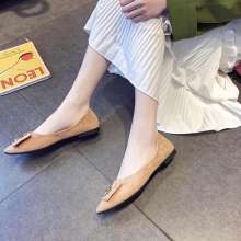 Korean fashion shoes 2019 spring and autumn new wild fashion women's shoes Europe and the United States wind flat pedal a lazy shoes (shoes 136)