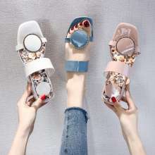 2019 new sandals female summer fashion in the low-heeled outside wearing a word drag (shoes 137)