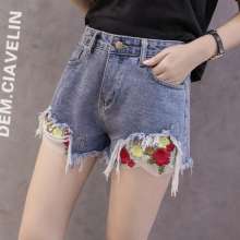 [With belt] heavy embroidery flower mesh gauze stitching wide-leg denim shorts (pants 20)