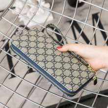 Wallet female long section 2019 new European and American retro multi-function wallet wild atmosphere clutch bag female (bag 1)