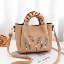 Bag lady bag small bag Messenger bag 2019 on the new wild shoulder bag wide shoulder strap large capacity handbag l094 (bag 38)