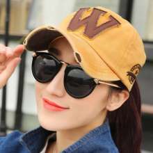 Korean version of the letter W baseball cap men's and women's denim cloth cap washed old curved visor (bag 6)