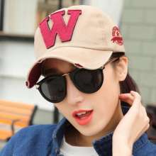 Korean version of the letter W baseball cap men's and women's denim cloth cap washed old curved visor (bag 6)