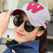 Korean version of the letter W baseball cap men's and women's denim cloth cap washed old curved visor (bag 6)