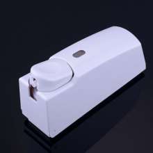 Factory direct supply production hotel hotel single head simple pressing foam soap dispenser white AH-32W