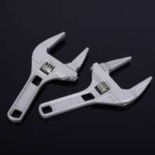 Multifunctional aluminum bathroom wrench. Wholesale light live pipe wrench wrench. tool. Large opening short handle movable pliers