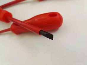 Senshi Tools Insulation Electrical Special Rubber Handle Chrome Vanadium Steel with Magnetic Screwdriver . Screwdriver . Hardware Tools .2012-Electrician