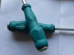 Wholesale cross word cap large manual through-heart screwdriver. Screwdriver. hardware tools. You can beat the tap. 412-6-31
