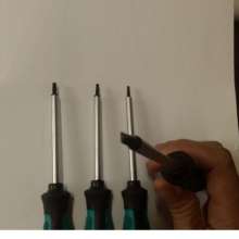Senshi Tools. Multi-standard manual triangular head screwdriver with magnetic manual screwdriver. Screwdriver. Hardware Tools 2011-Triangle