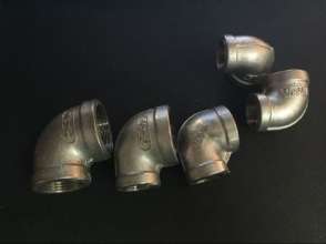 201 stainless steel elbow. Elbow. 90 degree stainless steel internal thread elbow. Silk mouth elbow