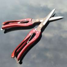Manual wool shears. Manual shearing scissors for veterinary use. Rabbit hair scissors. Wool scissors. knife