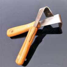 Tools. Plant tools. Tree scraping bark special knife / scraping squeegee scraper. Shaving the tree knife. Shaving tree
