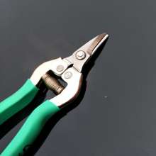 Famous diamond thin fruit scissors. Stainless steel picking scissors. Scissors. Grape cut. Orange cut. Fruit cuts. Fruit and vegetable scissors. Tomato shears
