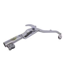 Supply evergreen tree branches. scissors. Knife 0022 alloy steel picking garden pruning shears. Green garden high branch shears