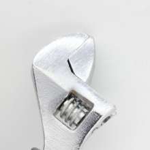 Specializing in the production of 6-inch adjustable wrenches, handle wrenches, two-color wrenches, hand tools, hardware tools