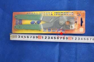 Tile cutter, glass clamp, glass cutter, tile cutting pliers, glass cutting pliers