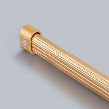Double-hole clothing through thick aluminum alloy clothes rail. Yitong. Thickened and reinforced custom-made cutting wardrobe pole flange