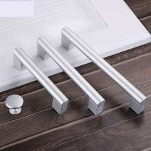 Black aluminum alloy handle, cabinet handle, wardrobe door handle, shoe cabinet handle, furniture handle accessories, modern minimalist hardware handle, European-style furniture handle, furniture acce