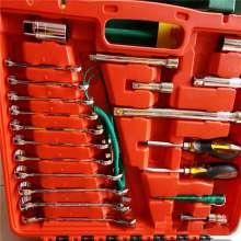 The factory sells 121 pieces of 24 tooth auto repair machine repair kits. hardware tools   . Large quantity of auto insurance tools favorably