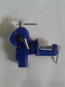 Supply 50.60 table vise. Hand vise. Clamping force. pliers. Tool manufacturers sell a large amount of favorably