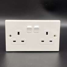 British type 146 two-position switch two-position 13A British-style socket British-style socket with light British-style switch square plug socket 86 type United Kingdom square foot square hole switch