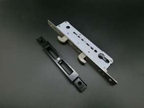 High quality broken bridge aluminum door and window special lock body / 30 single point double hook lock box / zinc alloy transmission box / double buckle lock body LB-005-30