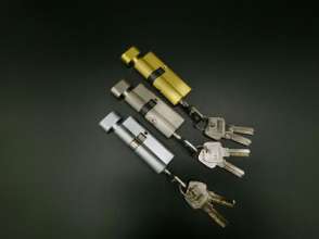 Foshan factory produces copper lock core / swing door copper single open lock core / key lock / single door lock 28-28T