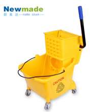 Side pressure water squeezing truck 24L hotel mall cleaning truck Single bucket sanitation cleaning truck