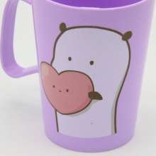 Factory wholesale fashion white cute mouthwash cups home men and women brushing cups home travel wash and brushing cups