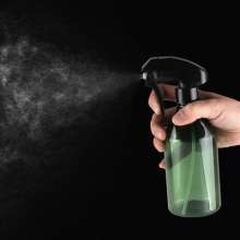 2019 new product Japan Kao gun trigger spray bottle plastic small watering can hairdressing spray bottle gardening watering pot