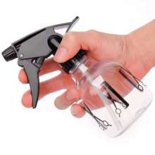 Factory direct sale 260ml 480ml barber shop special scissors small watering can convenient and fashionable household spray cleaning