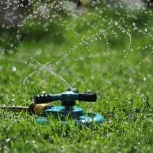 360 degree automatic garden watering garden forest irrigation automatic rotating sprinkler, lawn watering trigeminal sprinkler