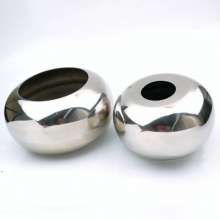 The manufacturer sells stainless steel flat balls. hollow ball. Punching round balls. Handrail decorative ball flat ball punching ball. Stair decoration