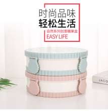European-style sealed candy tray with lid Wheat straw split candy box Plastic six-cell nut tray snack storage box