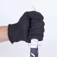 Cut-resistant grade 4, a steel wire glove, professional reinforced multi-purpose cut-resistant protective gloves. Black and white gloves. Cut-resistant gloves