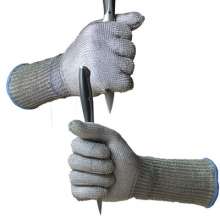 Manufacturers wholesale and produce cut-resistant gloves. Cut-resistant welder's steel wire gloves for steel wire garment cutting. Cut-resistant gloves