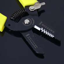 Manufacturer of multifunctional 7-inch electrician cable stripping pliers with seven-in-one two-color handle