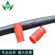 16 Drip irrigation pipes are inlaid with cylindrical drip irrigation pipes. Agricultural watering. Production and sales of greenhouse garden water-saving irrigation. Drip irrigation with drip irrigati