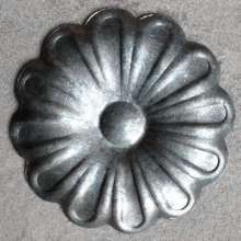 Iron accessories production and supply of iron flowers, iron stamping flowers, iron metal accessories, factory direct sales