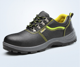 Anti-smashing and anti-piercing shoes from stock. Anti-static safety shoes. Leather safety shoes with oil and acid and alkali resistance. Protective shoes